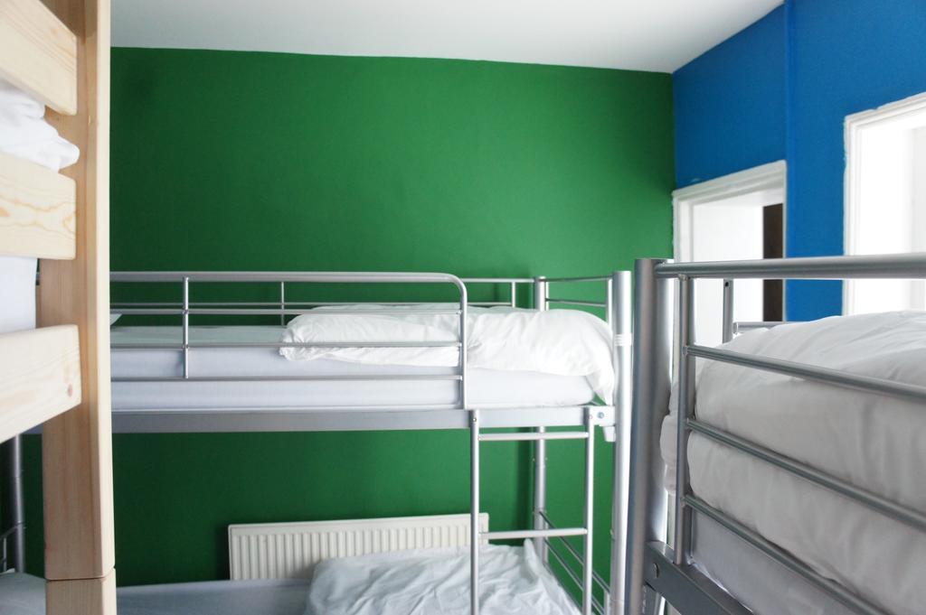 Kings Arm'S Hostel Μπράιτον Δωμάτιο φωτογραφία